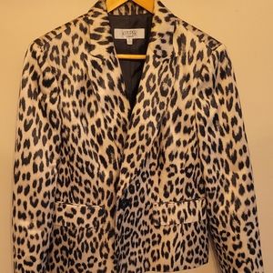 Kasper silk jacket. Size 10. Leopard pattern.